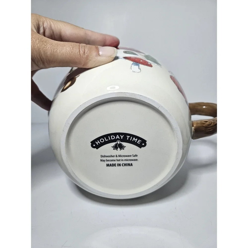 Christmas Bird Gnome Ceramic Batter Bowl Spout Faux Twig Handle Holiday Time 2Qt